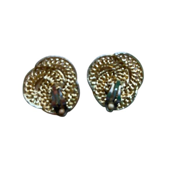 Lot Of Vintage 80s & 90s Large Gold Tone Silver Tone Clip On Earrings Lot of 4 - Picture 3 of 9